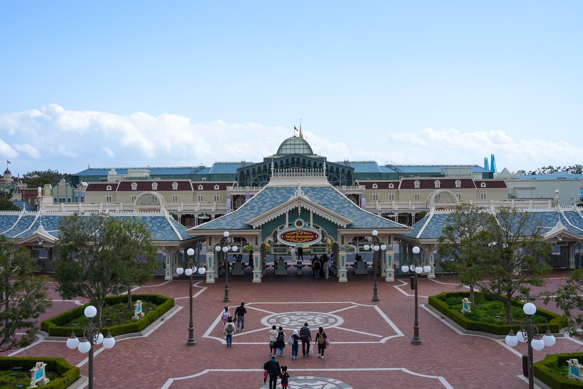 Tokyo Disneyland main entrance gate